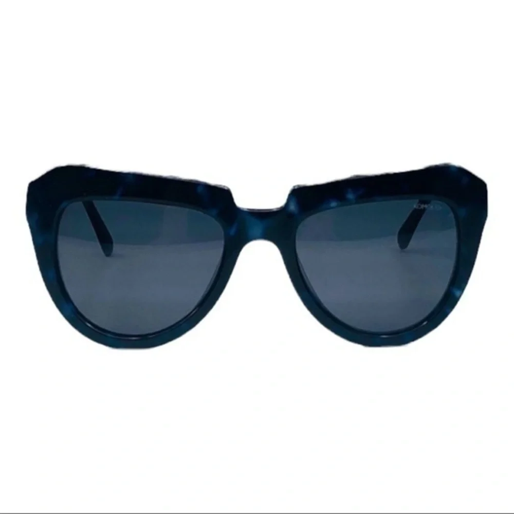 New KOMONO Stella Indigo Demi Sunglasses Cat Eye Retro Blue Tortoise